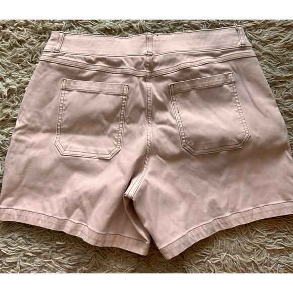 Spanx Twill Pull-On Shorts Size XL - Picture 3 of 3